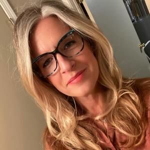 Meet your Posher, Kim